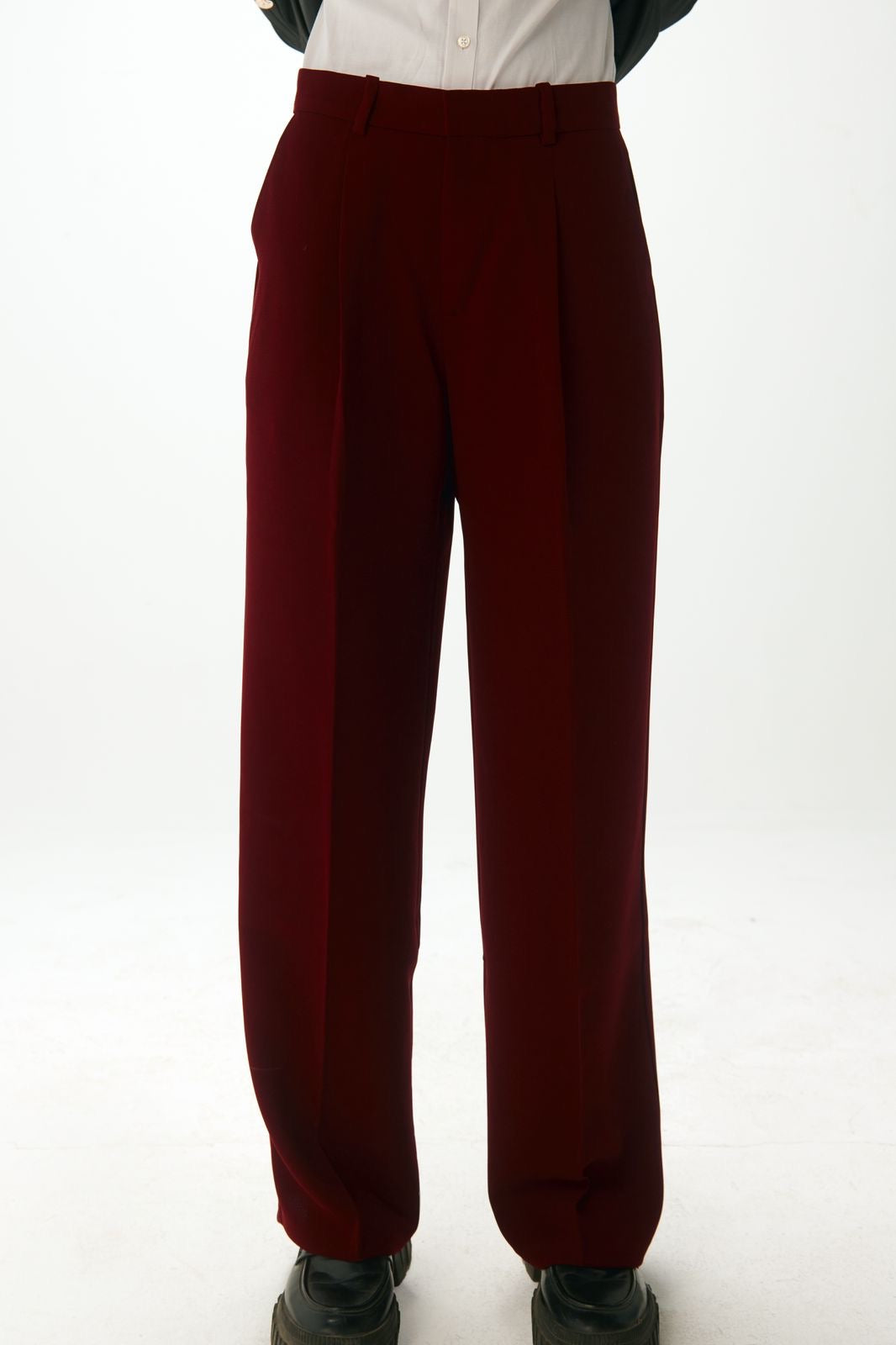 Gabri's Loose Darted Trouser