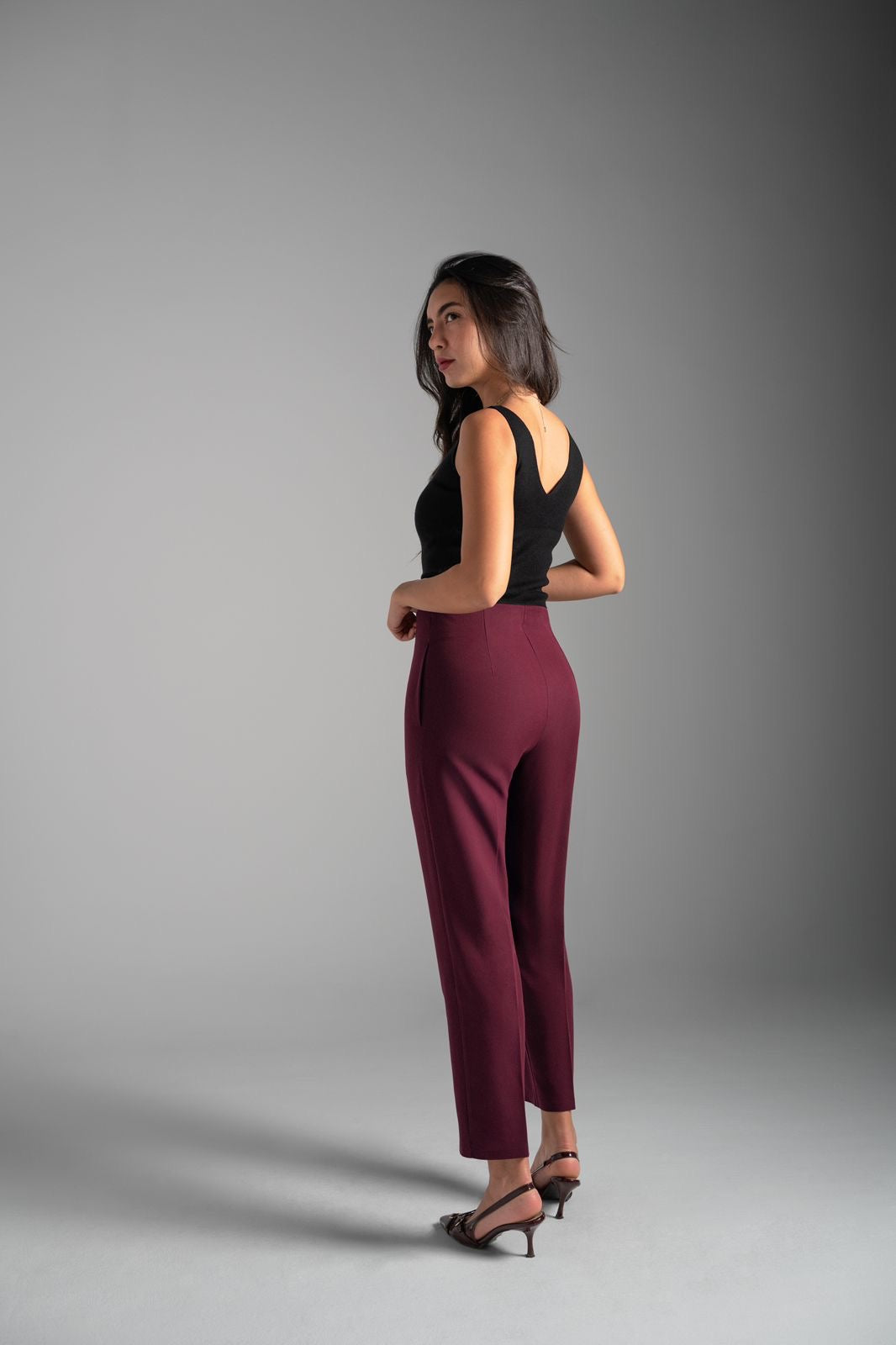 Contour Pencil Pants