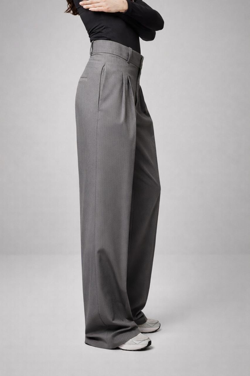 Mid-Rise Double Pleated Stripped Pants
