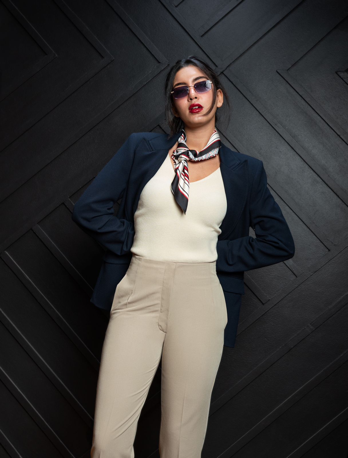 Contour Pencil Pants